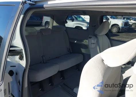 2013 Toyota Sienna Le V6 8 Passenger из США, поврежденный, VIN 5TDKK3DC4DS335841